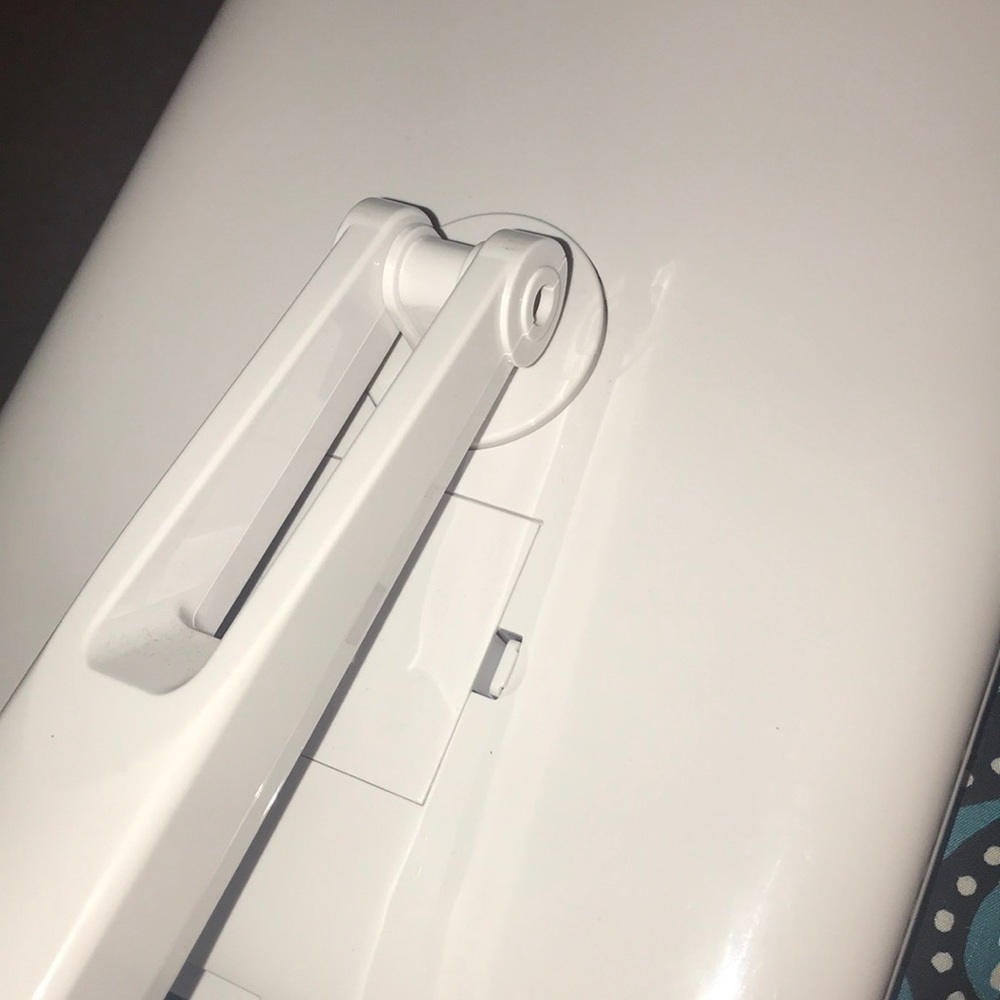 Touch Screen Make Up Mirror 🤩 - Picture 3 of 4